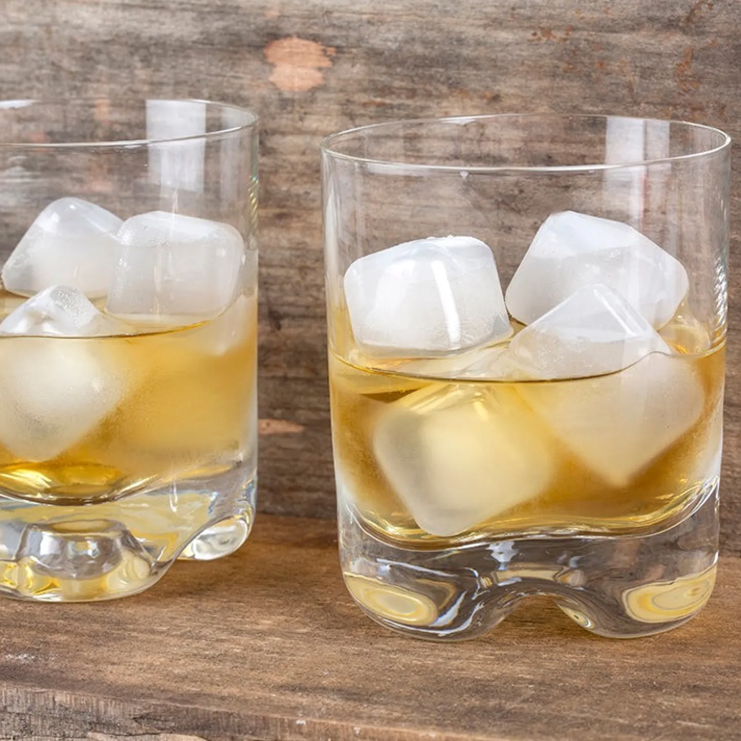 Clear Reusable Ice Cubes