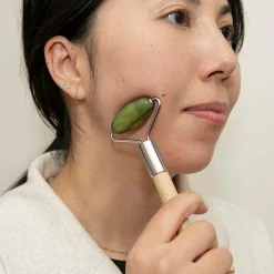 Jade Roller with Pen