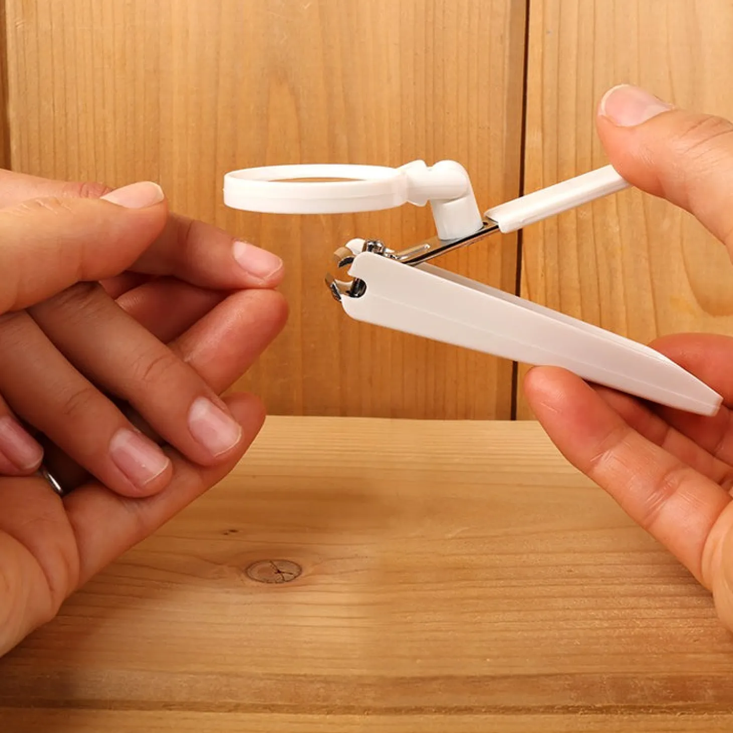 Magnifying Nail Clippers